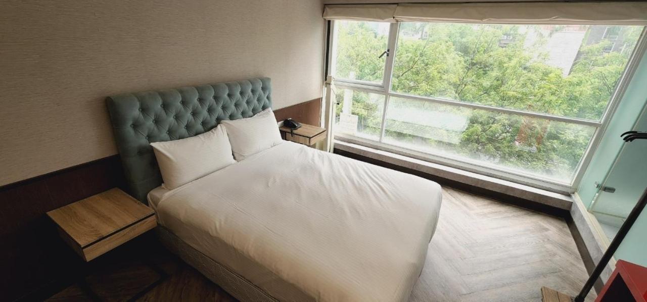 Ximen Garden Inn Tajpej Zewnętrze zdjęcie