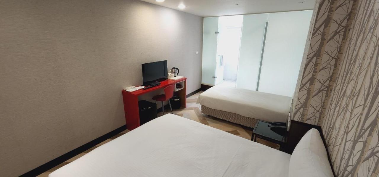 Ximen Garden Inn Tajpej Zewnętrze zdjęcie