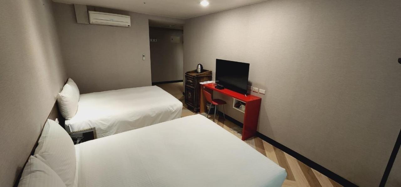 Ximen Garden Inn Tajpej Zewnętrze zdjęcie